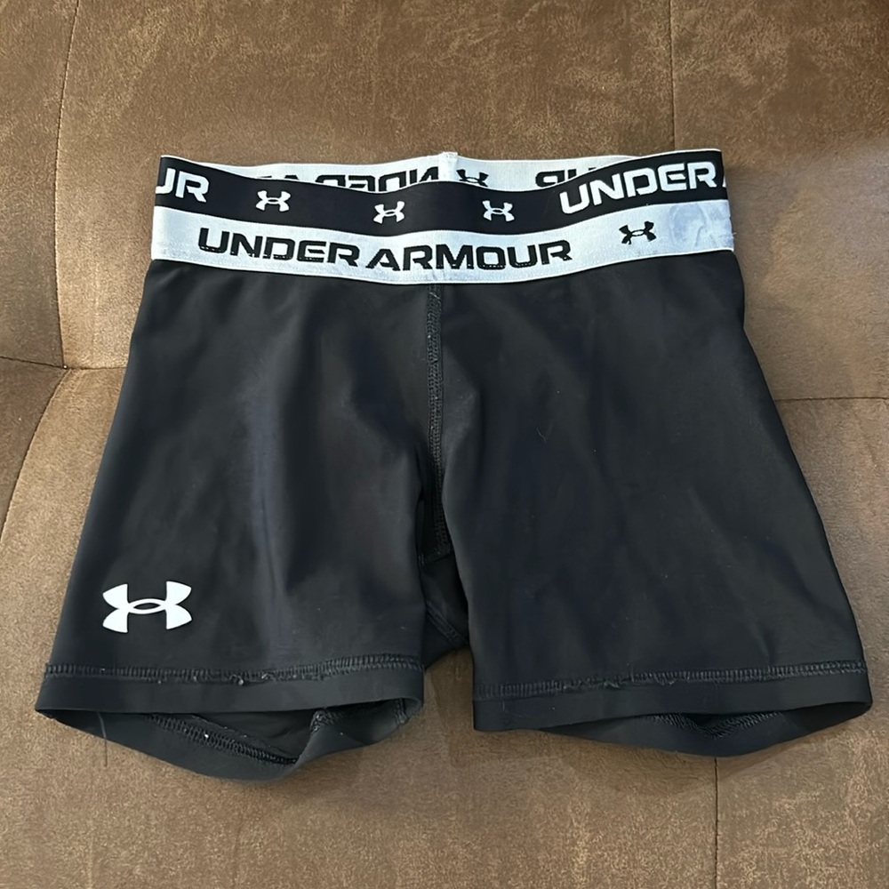 Under Armour Youth XS Gym Shorts